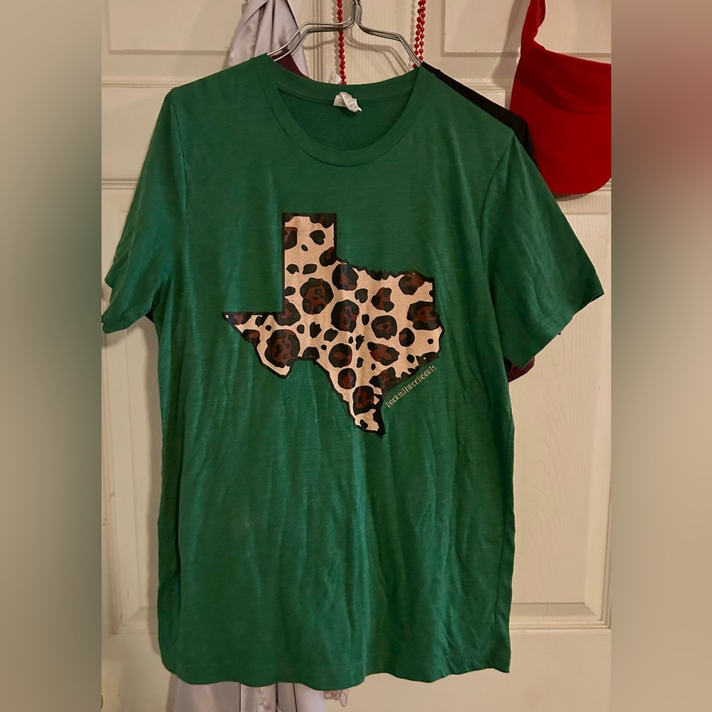 4 t-shirt Bundle all size Medium